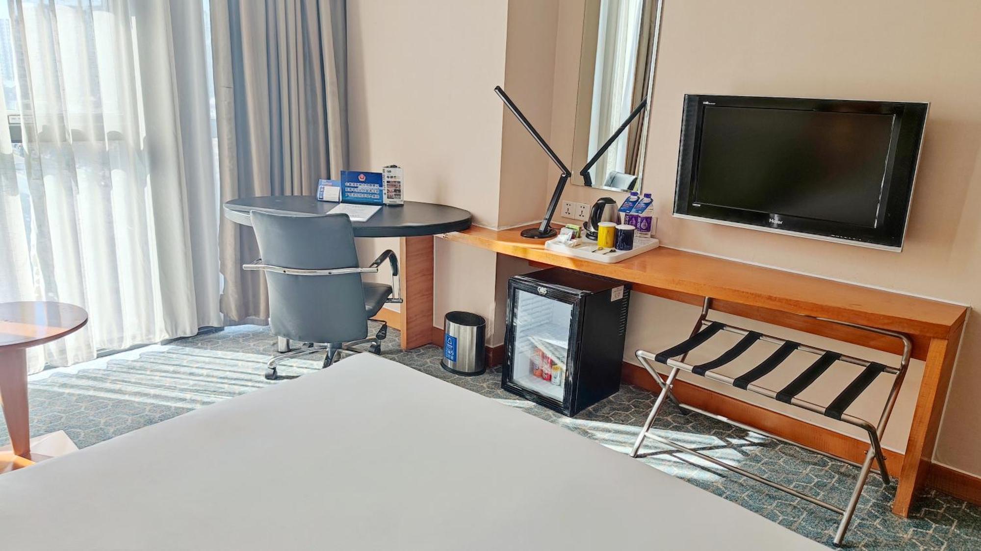 Holiday Inn Express Beijing Huacai By Ihg Extérieur photo