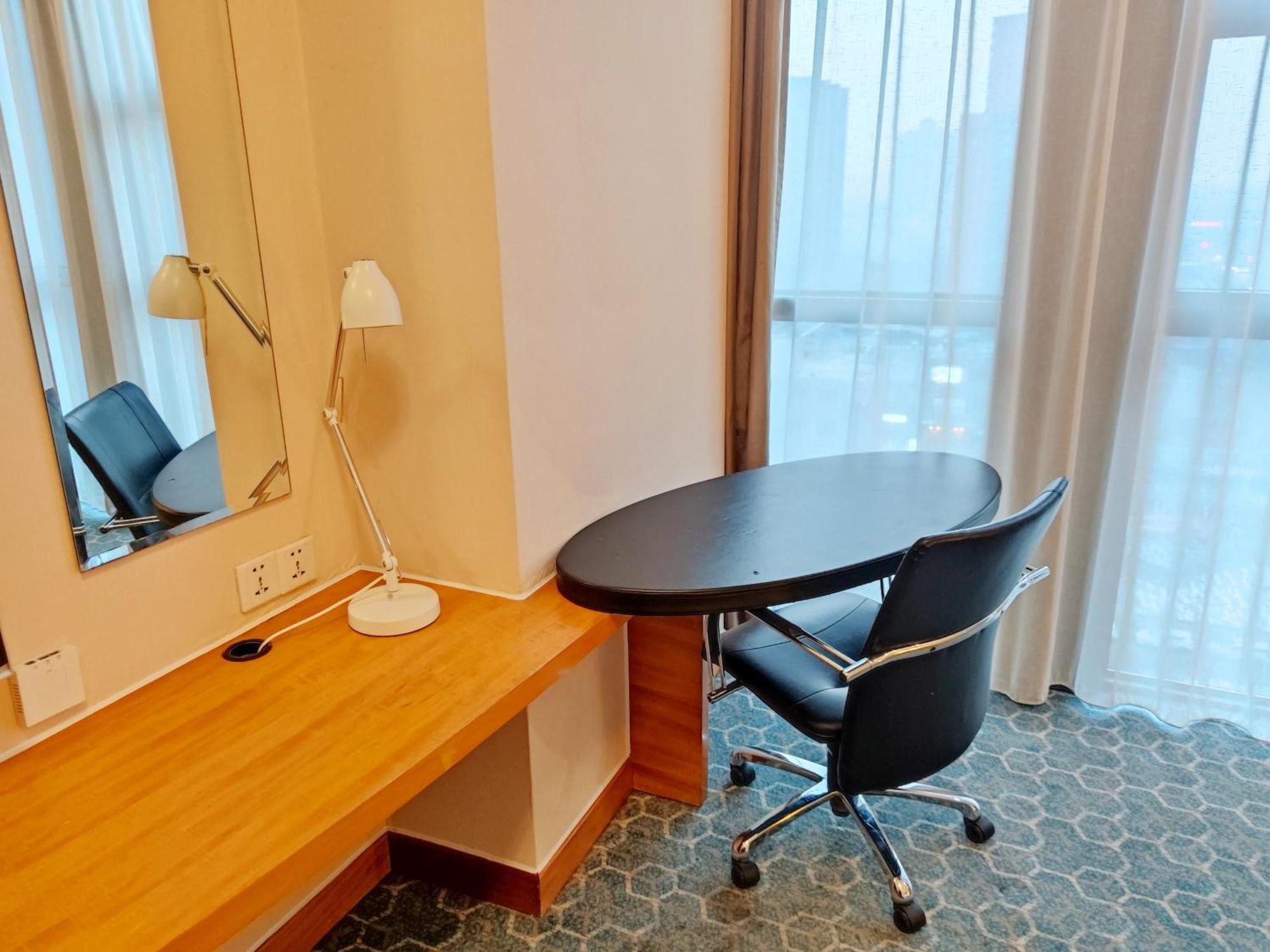 Holiday Inn Express Beijing Huacai By Ihg Extérieur photo